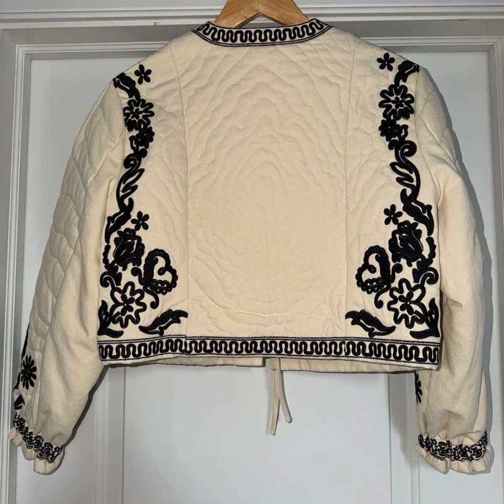Embroidered Jacket - Picture 6 of 10